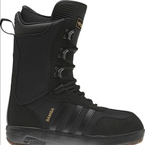 NWOT adidas Originals Samba ADV Snowboarding Boots Black/Black/Gold SIZE 7 MENS